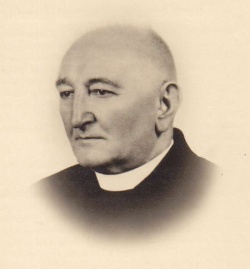 Pastoor ThJ Loefs 1877-1959.jpg