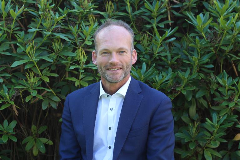 Bestand:2023 Walter Gerritsen vz From Farmers.jpg