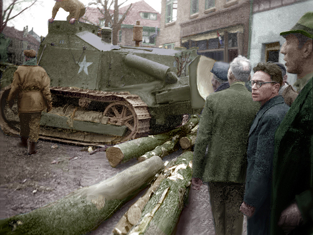 Bestand:Bevrijding kleur 3.jpg