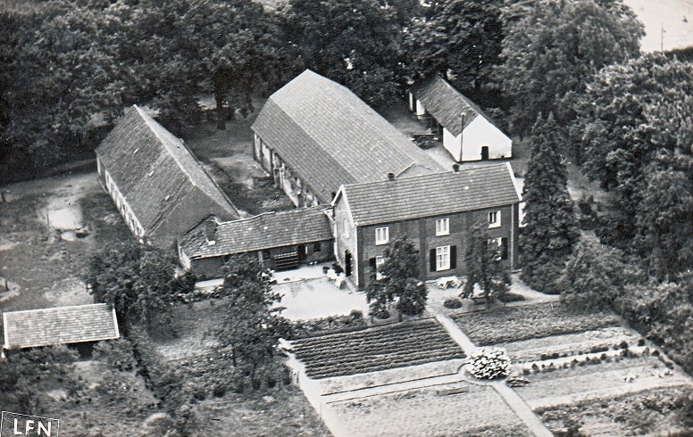 Bestand:Eltenw16 Reijers Heinz Averbeek luchtfoto.jpg