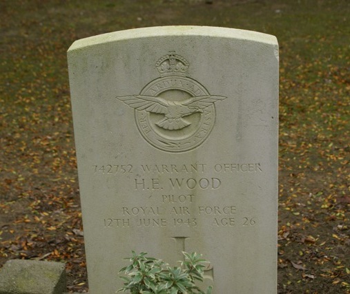 Bestand:Graf Wood NH Zeddam.jpeg