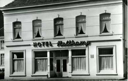 Bestand:Hotel Heitkamp kl.jpg