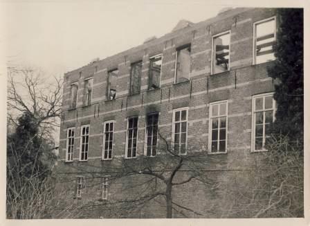 Bestand:Huis bergh na brand 3 kl.jpg