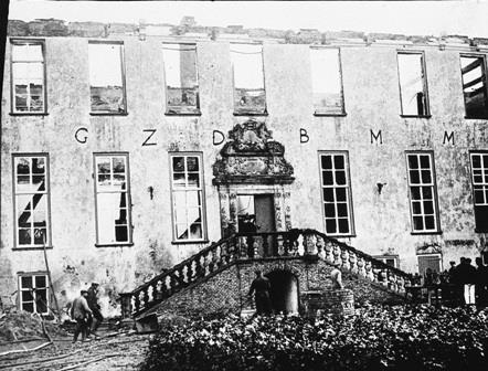 Bestand:Kasteelbrand 39.jpg