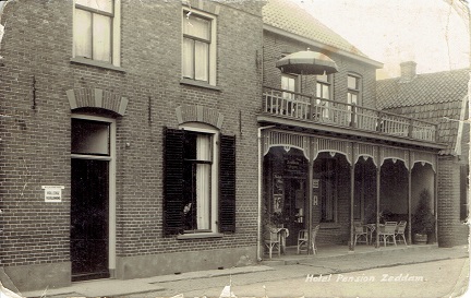 Kleinpenning W Hotel Zeddam ca 1930.jpg