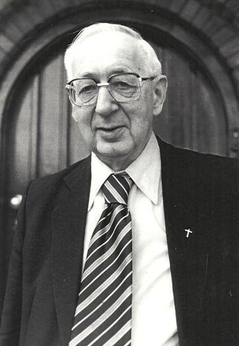 Bestand:Pastoor C Ottink van Beek.jpg