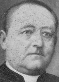 Pastoor Overwijn.jpg