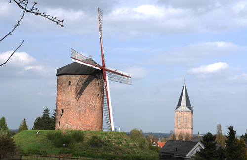 Torenmolen-Zeddam-2008.jpg
