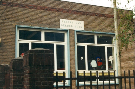 Algemene Kleuterschool in 's-Heerenberg was gevestigd in het Vrouwe van Gelrehuis