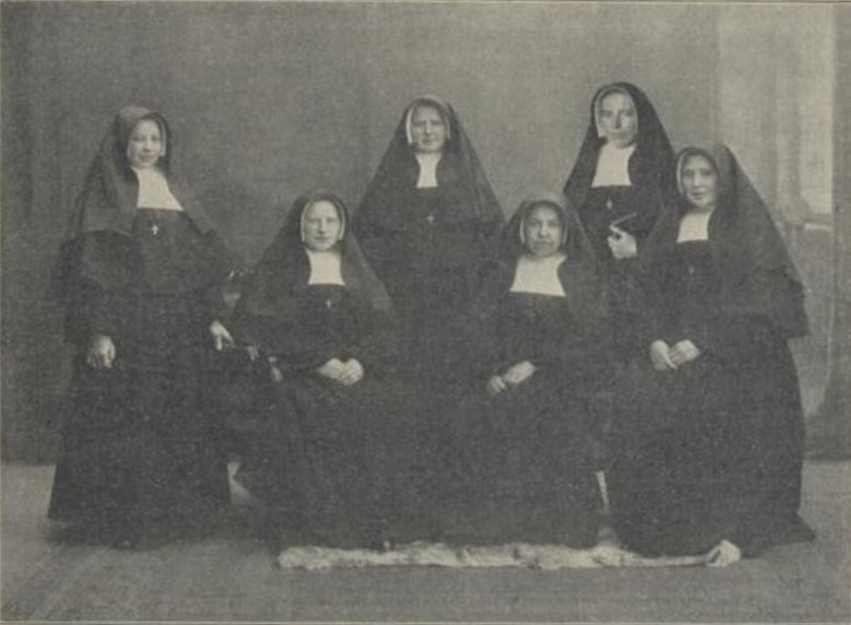 Bestand:Zusters Tomesen (links) 1927.jpg