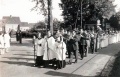 1960 Processie inde St Martinusstraat (2).jpg