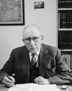 AP van Schilfgaarde (1896-1980).jpg