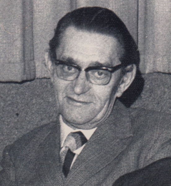 Bestand:Buiting Bertus bakker en dirigent.jpg