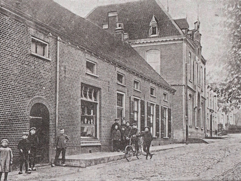 Bestand:Café Kamperman Zeddam.jpg
