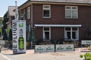 CafeDePluumStokkum1.jpg