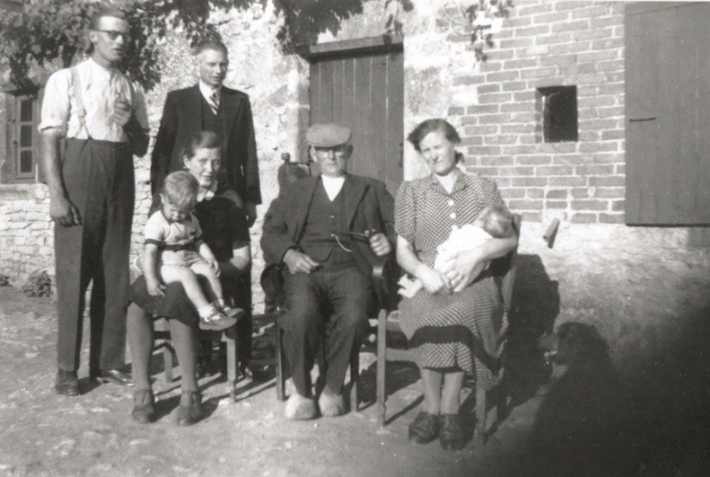 Bestand:Gasseling bezoek uit Nederland 1949.jpg