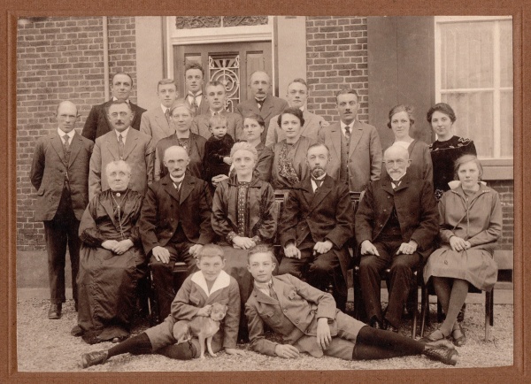 Giesen-Sluiter 1926.jpg