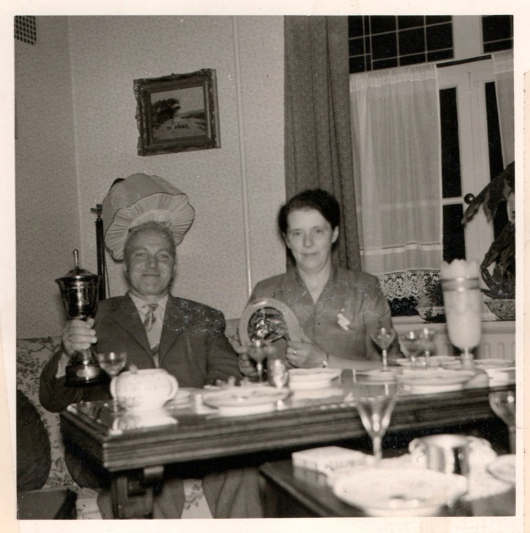 Bestand:Harrie en Tonia Giesen.jpg