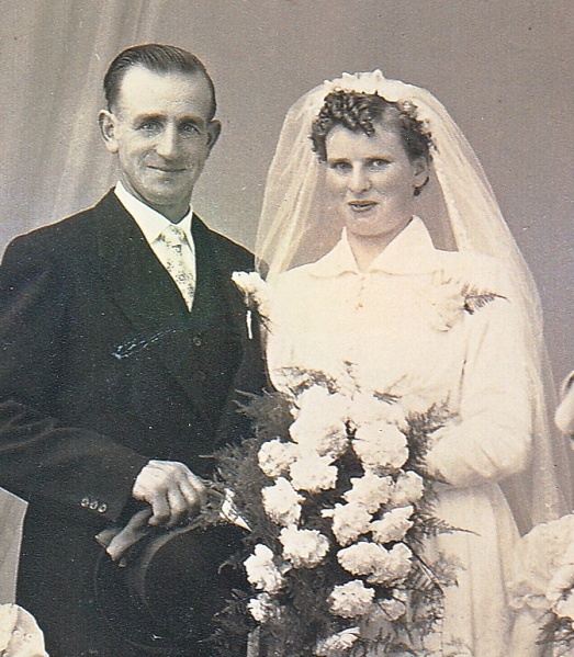 Bestand:Heebing Hent bruidspaar .jpg