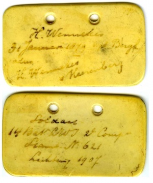 Hendrik Wennekes naamplaatje.jpg