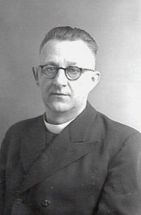 Kapelaan Oerbekke.jpg