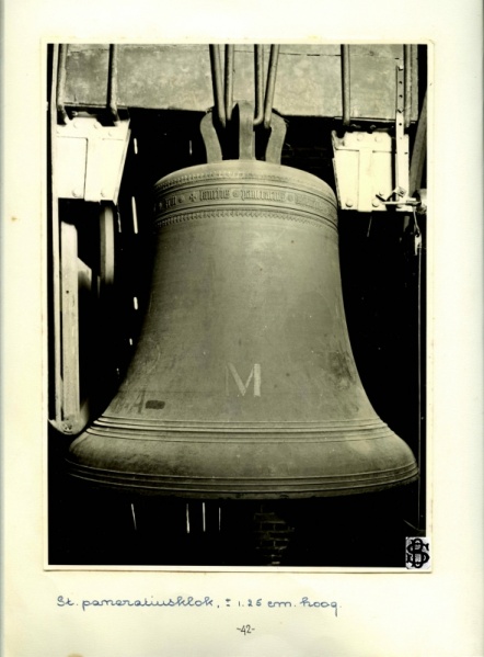 Bestand:Kopie van 42 Nederl hervormdekerk bs.jpg