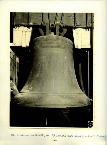 Bestand:Kopie van 46 Nederl hervormdekerk bs.jpg