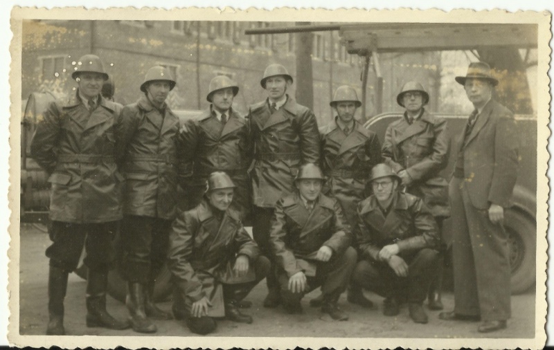 Bestand:Kopie van Brandweer 's-Heerenberg Joep Joling 5 huis bergh.jpg