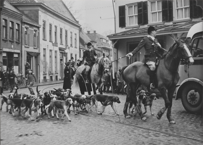 Bestand:Kopie van Nederveen afscheid als burgemeester van bergh 53.jpg