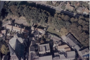 Luchtfoto Kerk Gedeelte Wal (Medium).JPG
