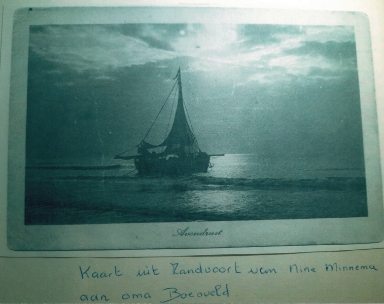 Bestand:Mina Minnema aan oma Boesveld.jpg