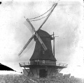 Molen met ombouw.jpg