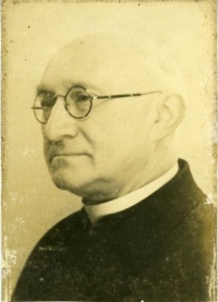 Pastoor Nijrolder.jpg