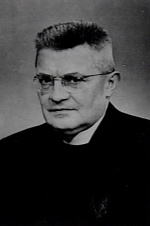 Pastoor Van Weerdenburg.jpg