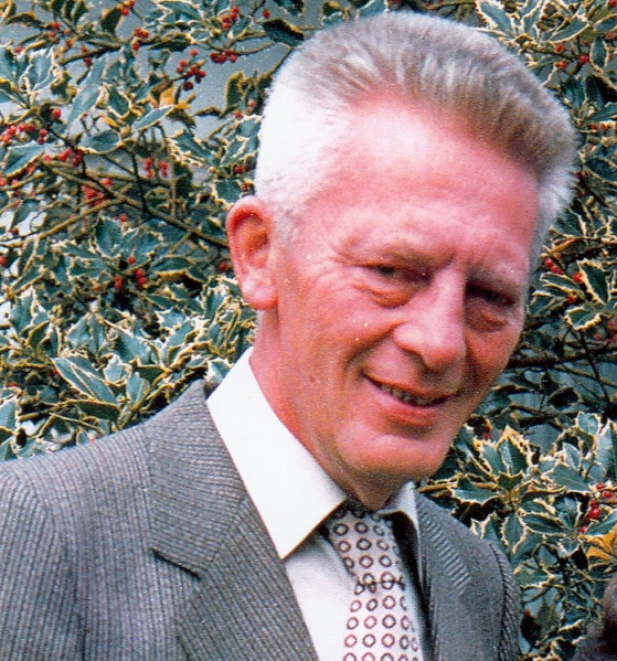 Bestand:Rijn Ben van.jpg