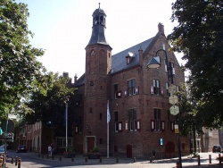 Stadhuis-sHeerenberg.jpg