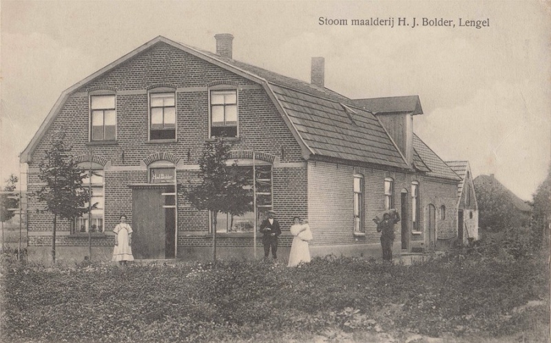 Bestand:Stoom maalderij Lengel A Hegeman 001.jpg