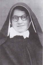 Zuster Augustina Bus (1).jpg